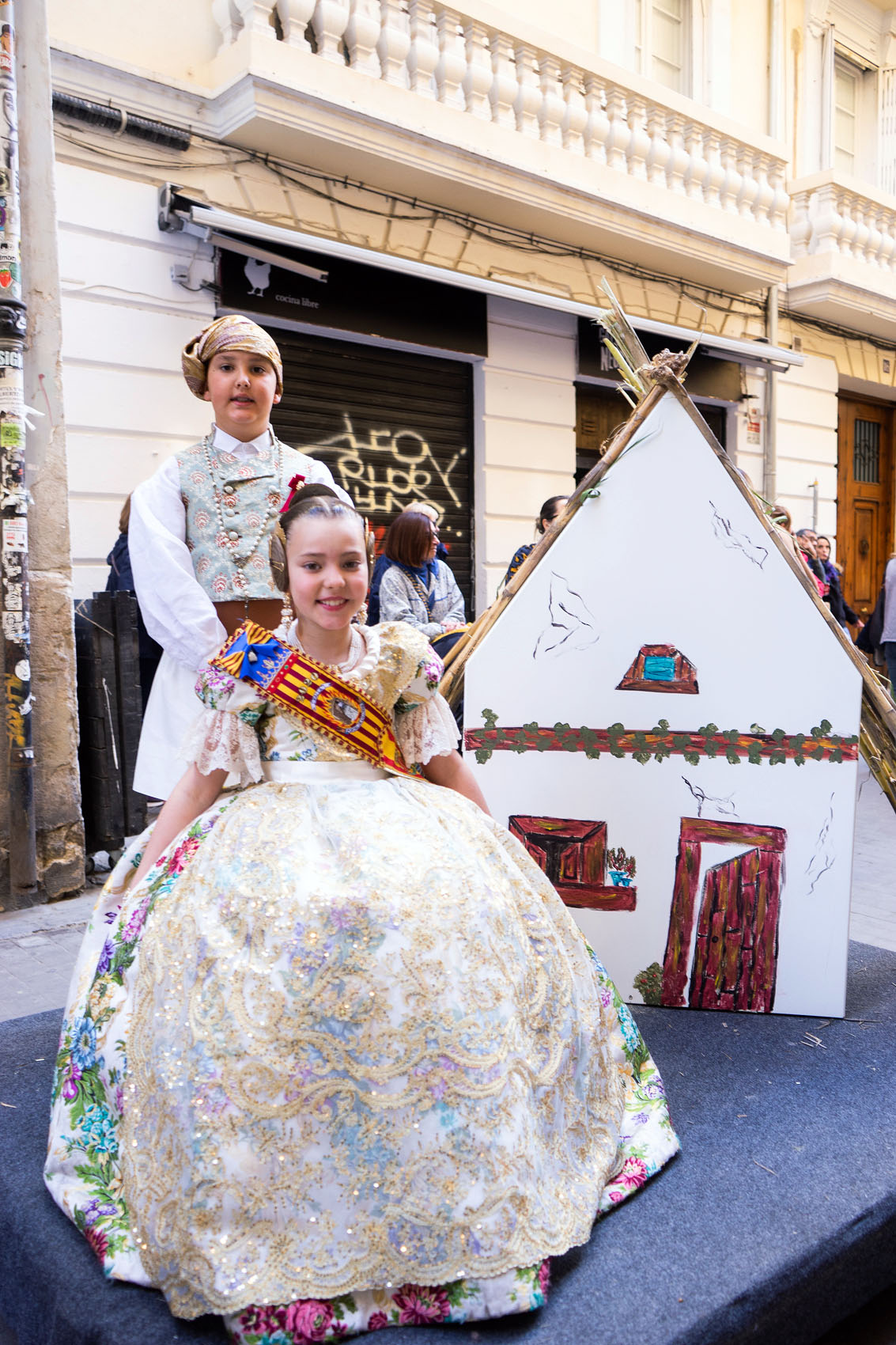 Cant de L'Estoreta Fallas 2020 - The Traditional Children Parade Before La Planta 11 Cant de l'estoreta