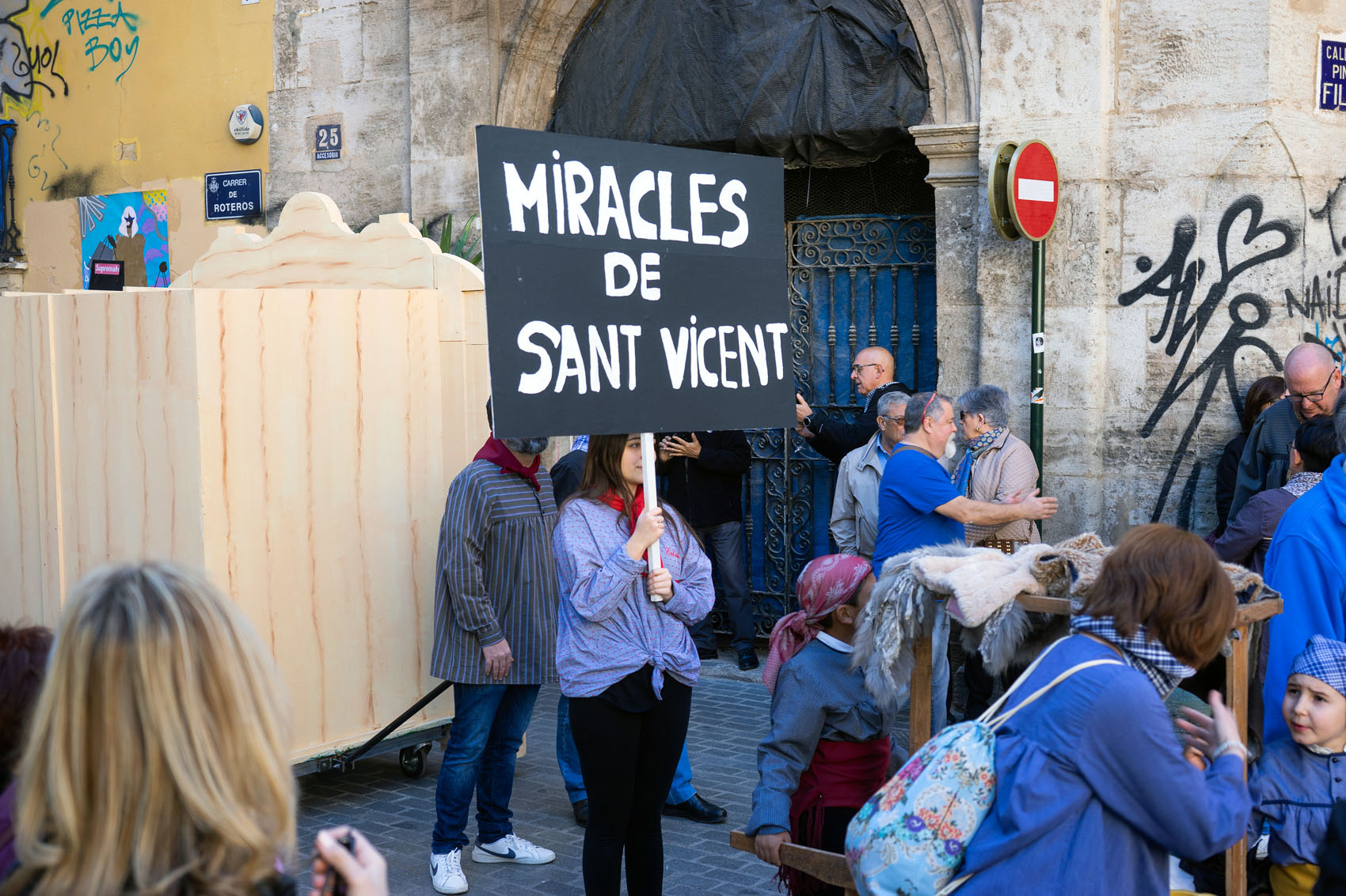 Cant de L'Estoreta Fallas 2020 - The Traditional Children Parade Before La Planta 10 Miracles de Sant Vicente