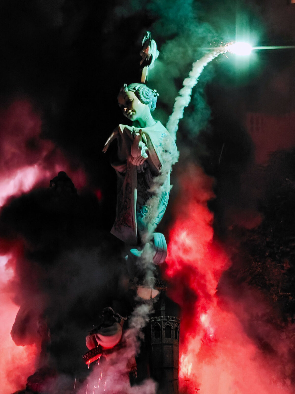 Going Up In Smoke - Fallas 2021 Coming to an End 2 Going up in Smoke la Crema Fallas 2021 Maestro Gozalbo