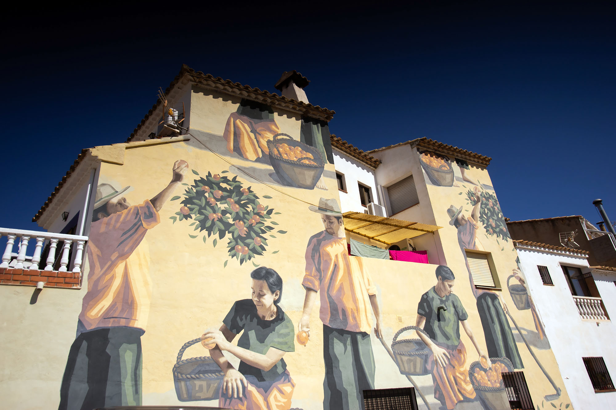 Rural Street Art in Fanzara 3 02 Fanzara Street Art DSC00497