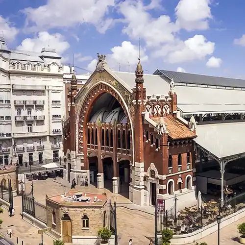 What's the Best Time to Visit Valencia's Mercado Central? 6 Mercado colon 1