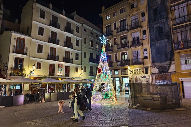 Done with Christmas? Then Try Christmas in Valencia! 1 Christmas in Valencia