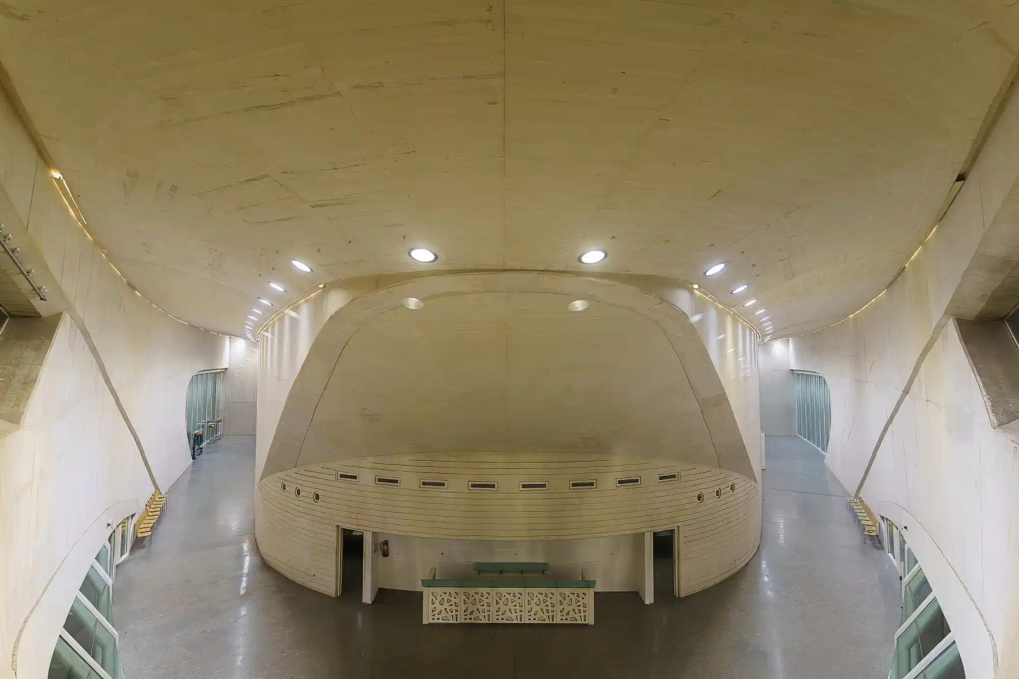 Inside Calatrava's Palau de les Arts