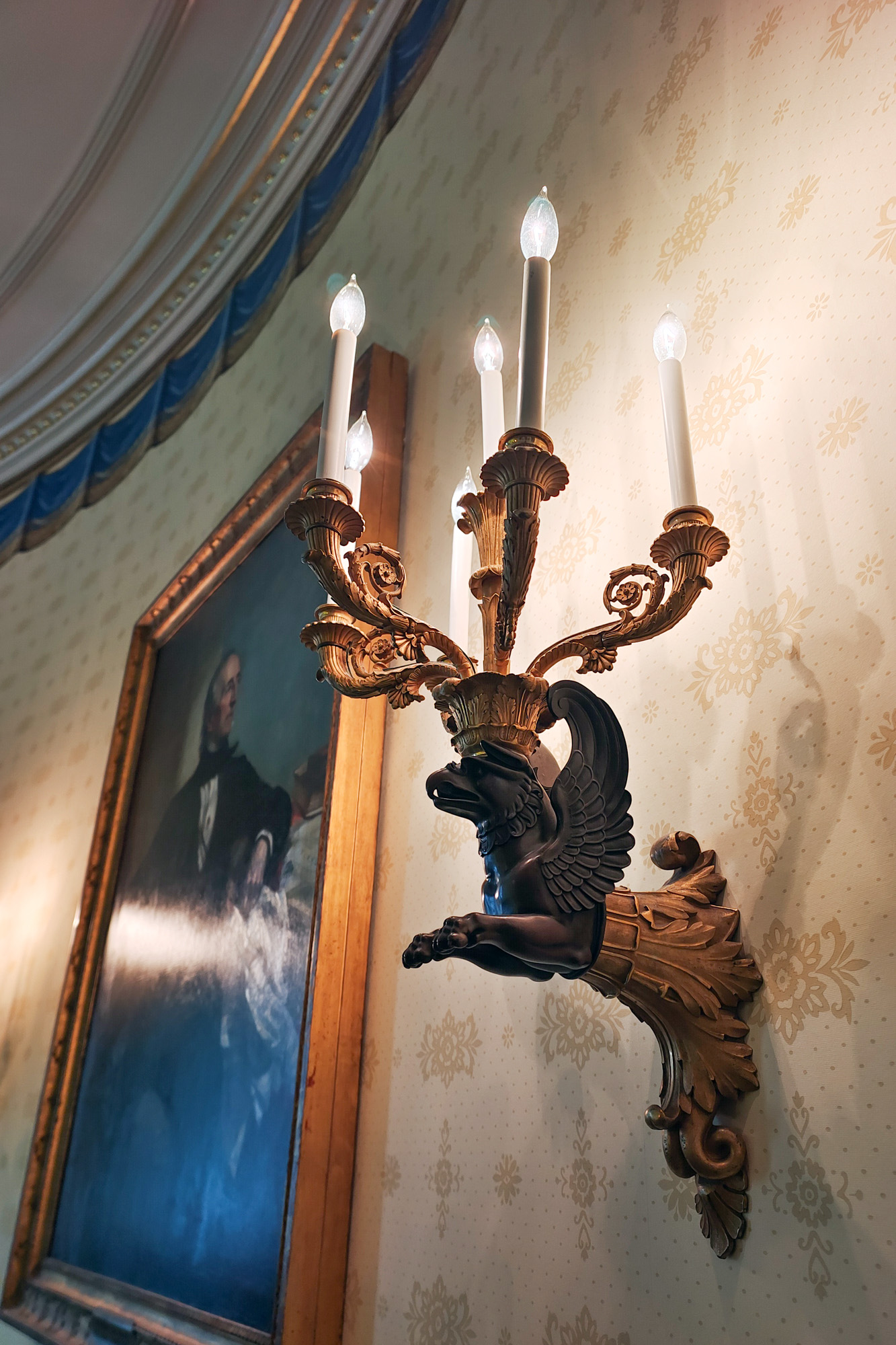 Lamp Holder at the White House