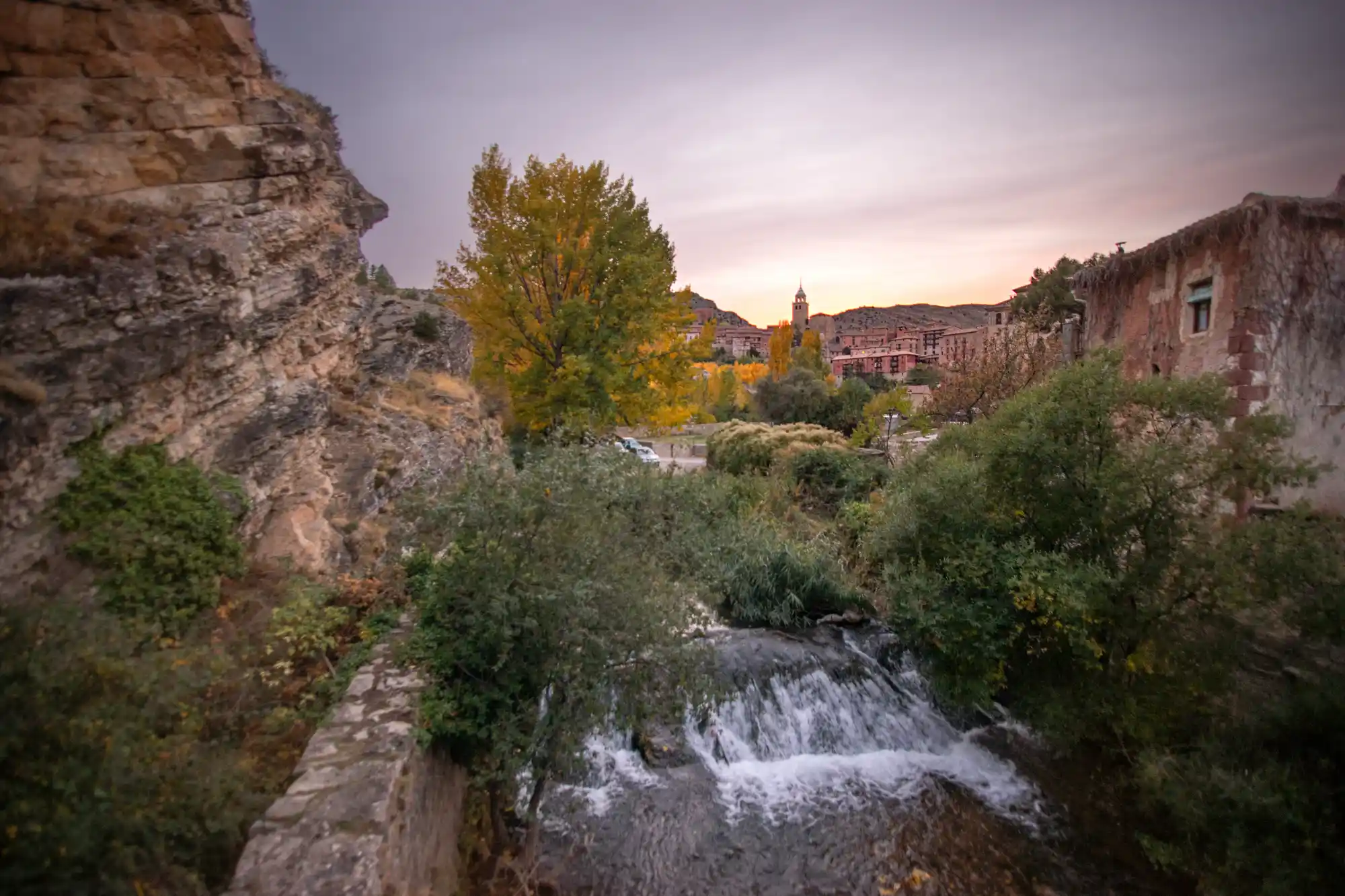 Albarracin river with city views