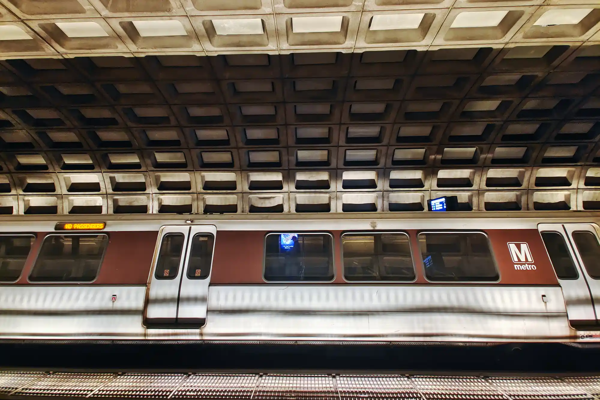 Brown train at the Metro