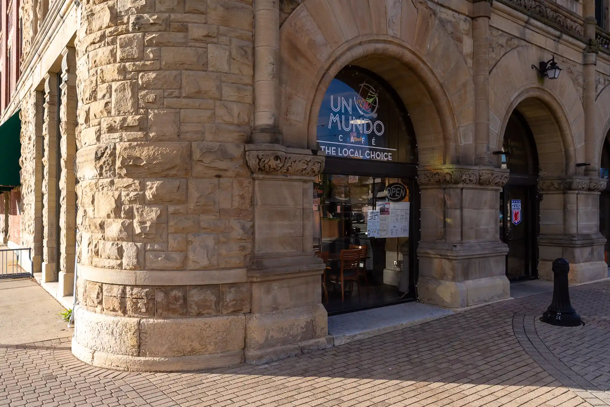 Un Mundo Coffee Shop