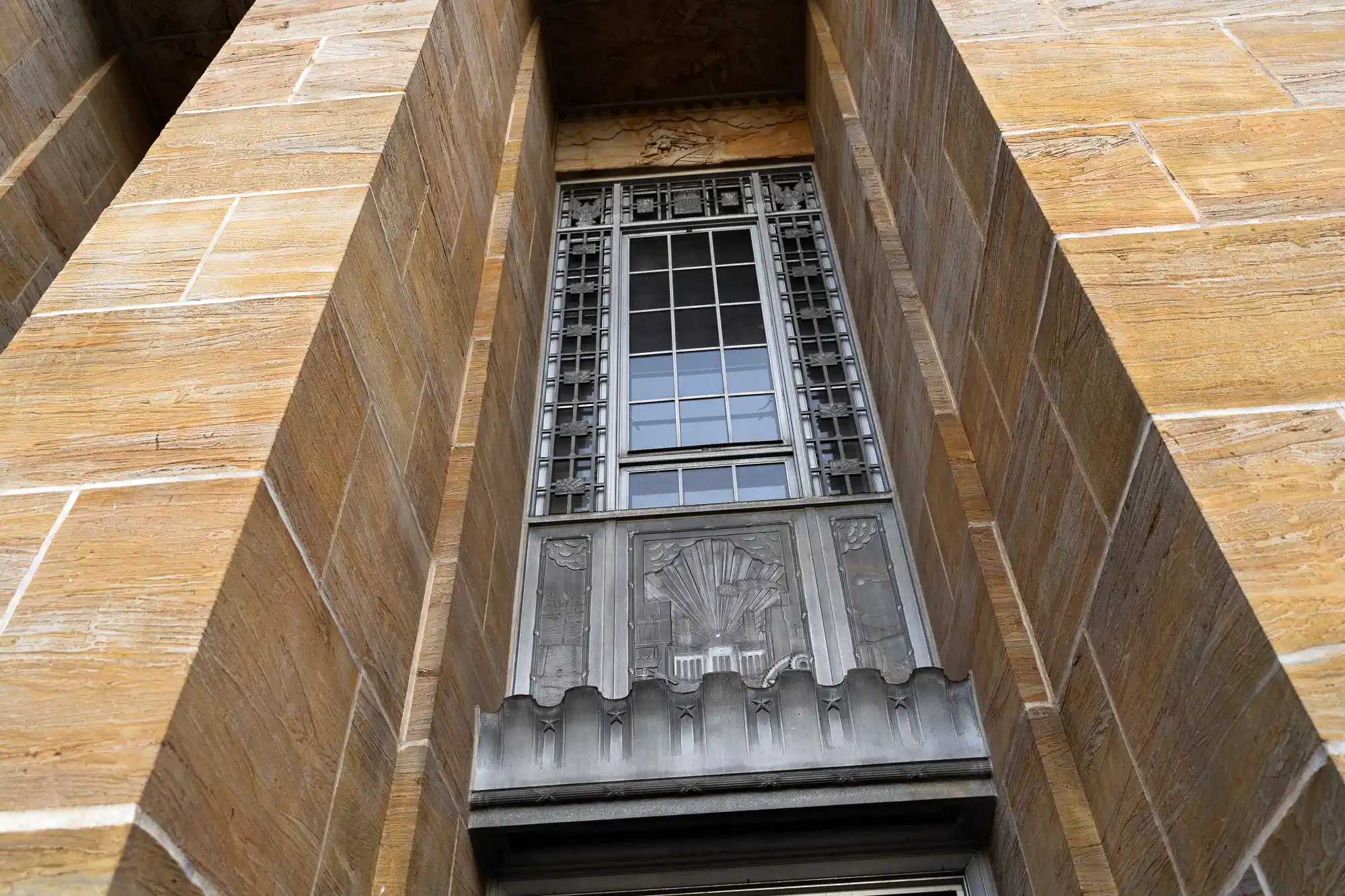 Entrance gate post office in Springfield