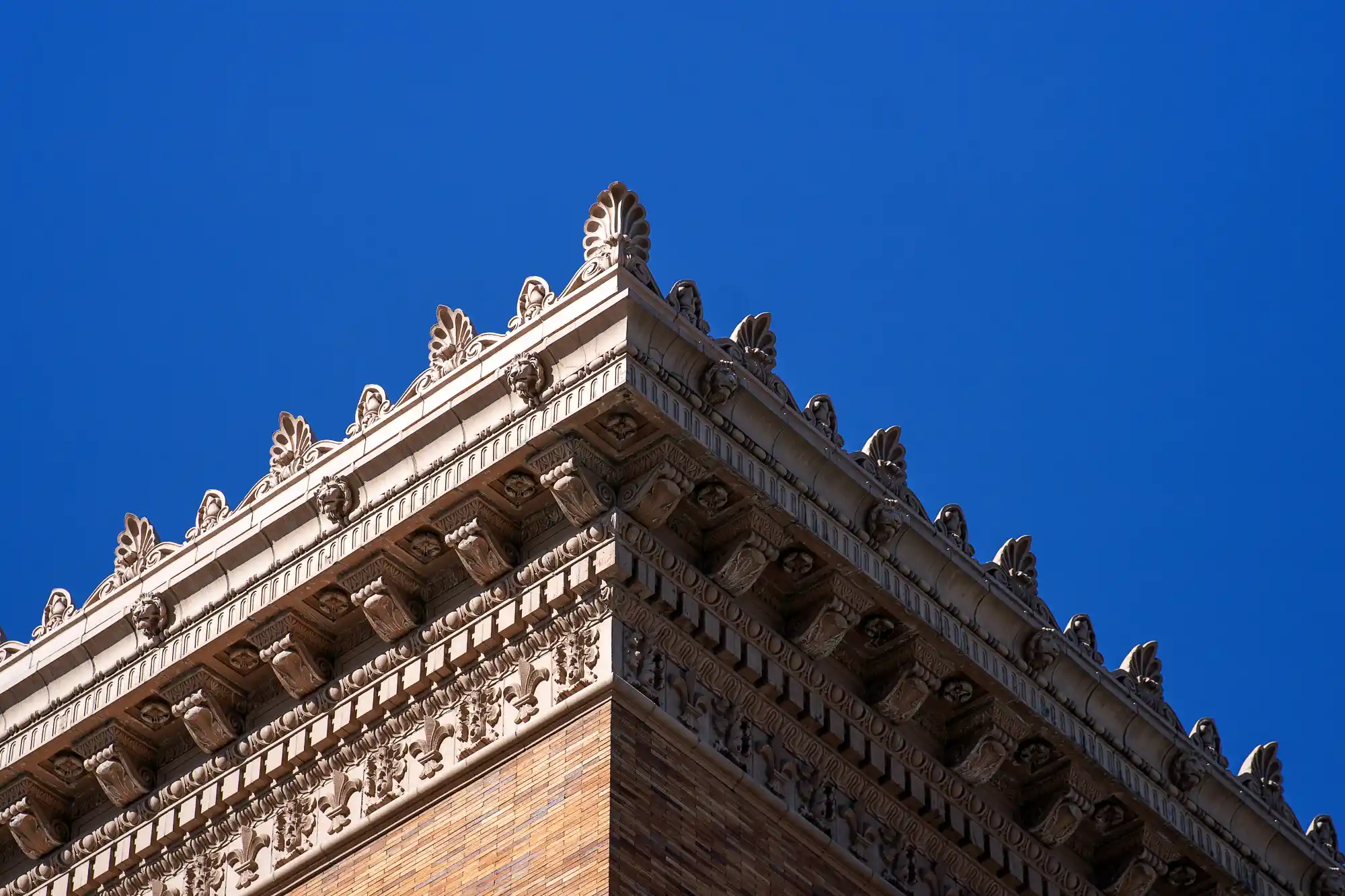 Greek style roof in Springfield