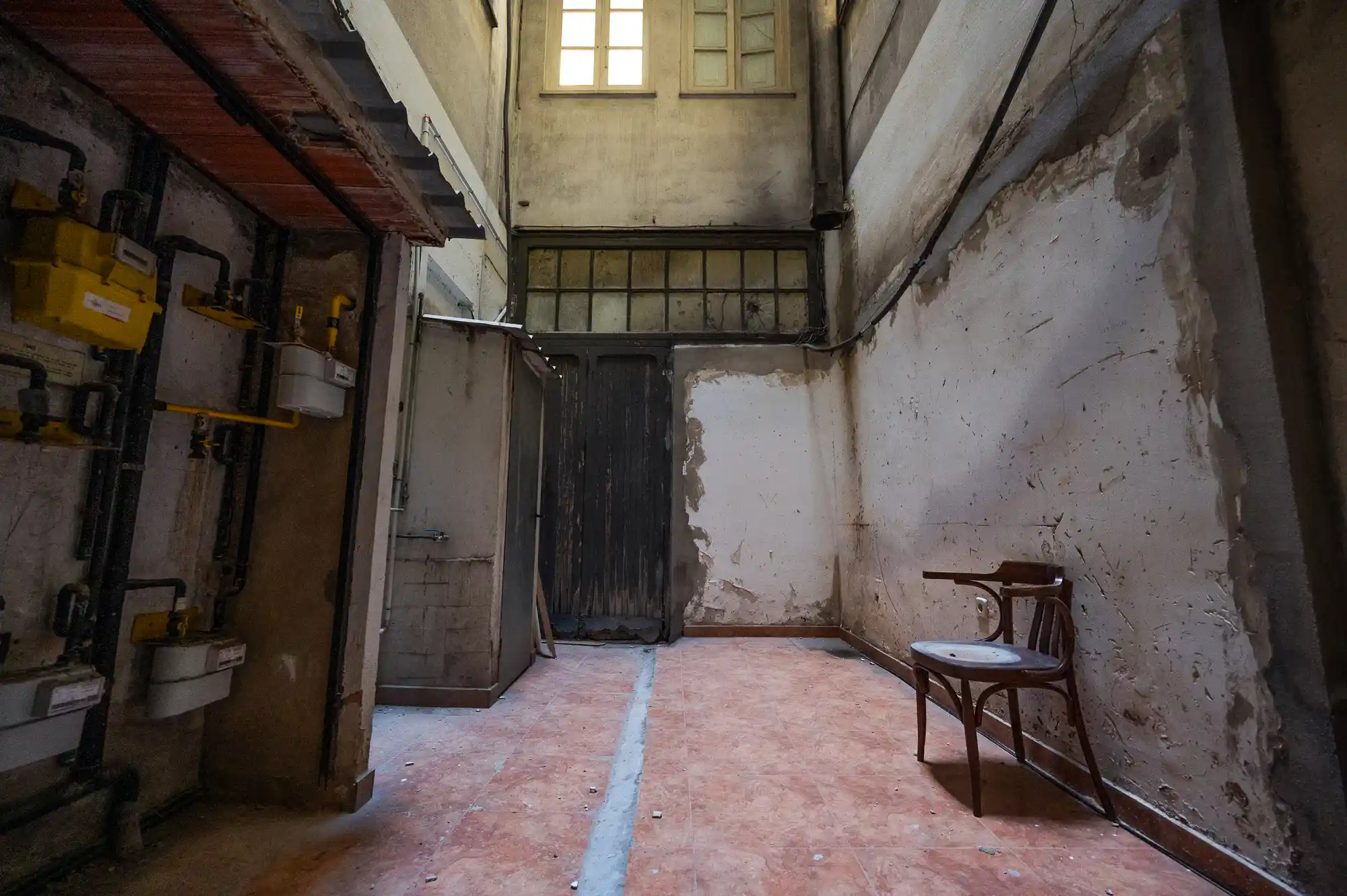Secret inner courtyard in Valencia