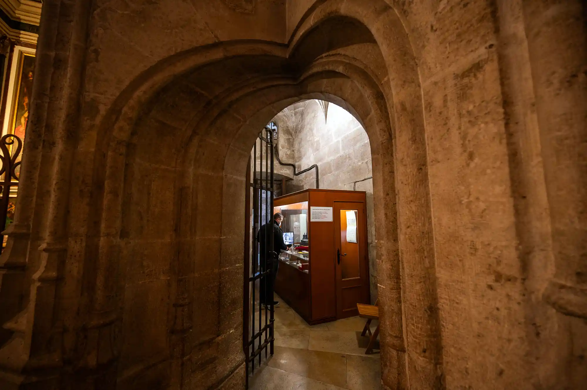 Micalet ticket booth
