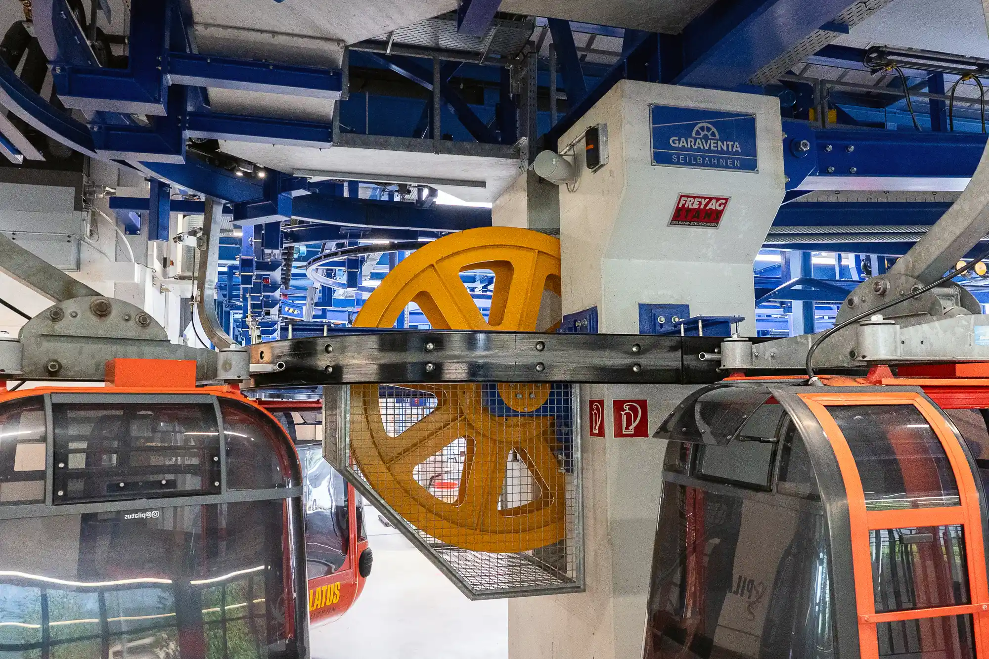 Yellow wheel gondola