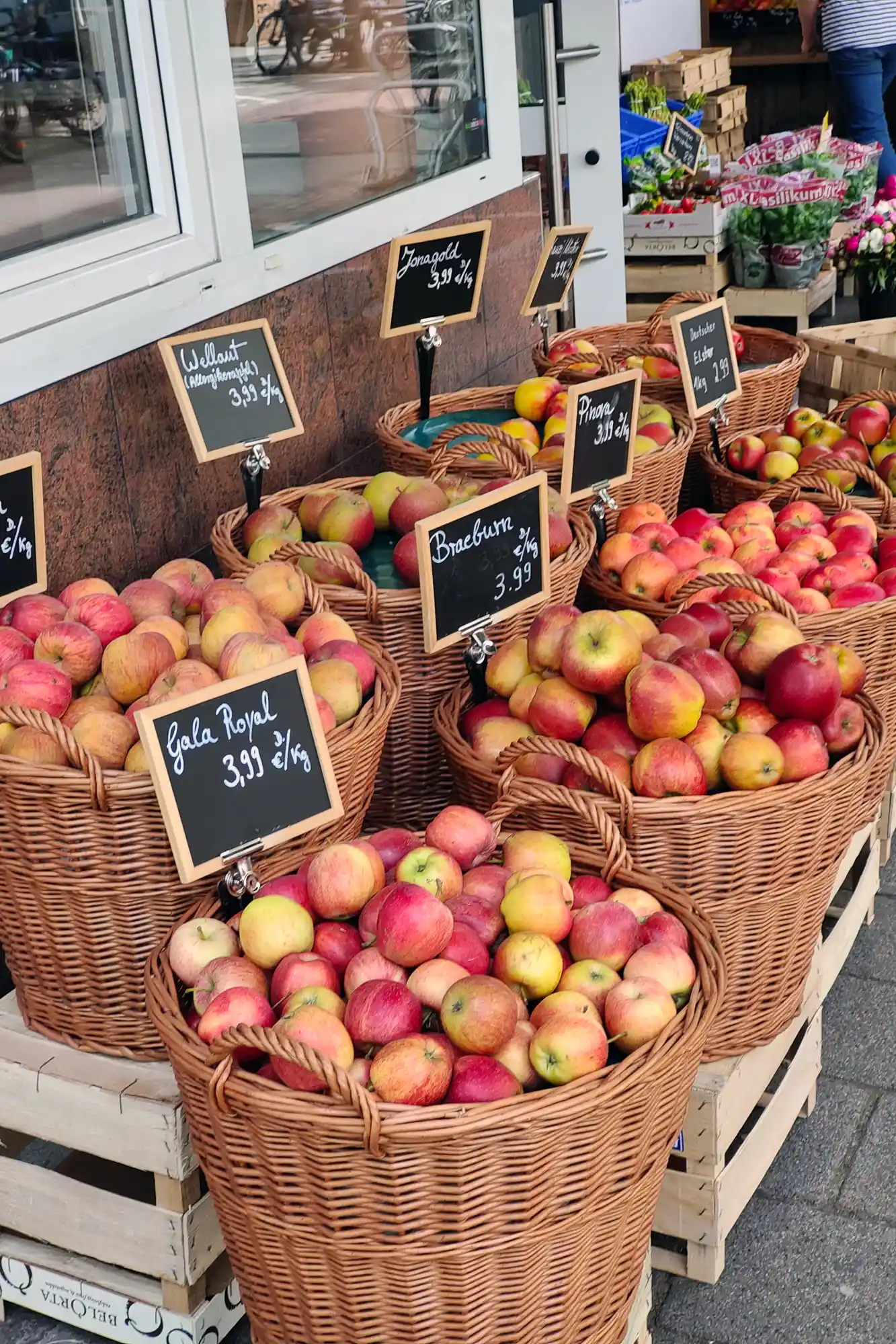 Apple Seller in Darmstadt