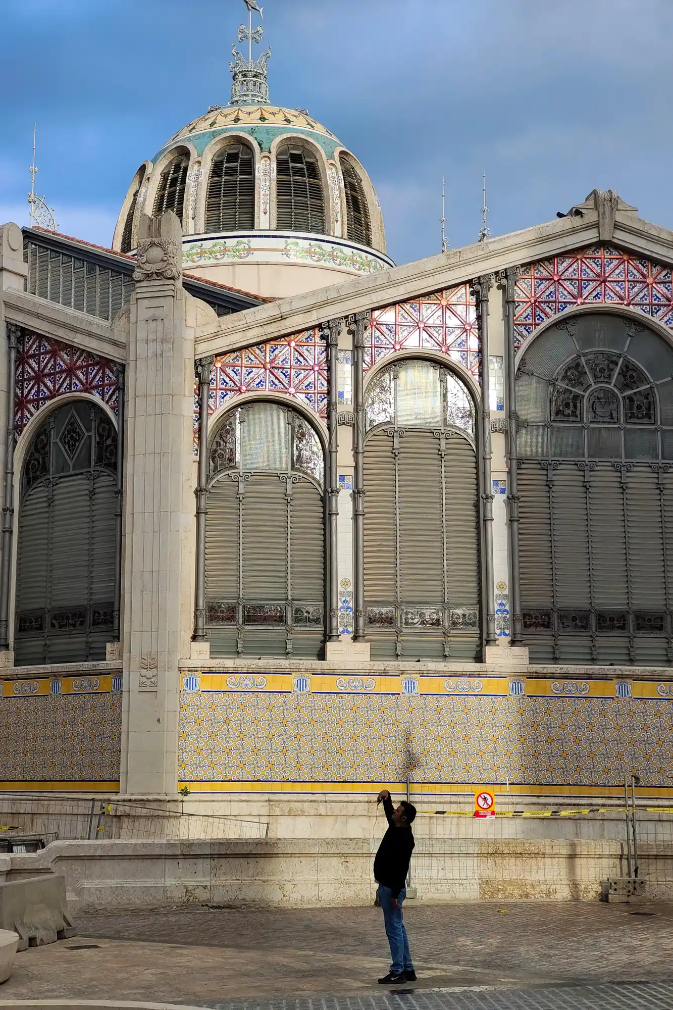 Tourist at the Mercado Central