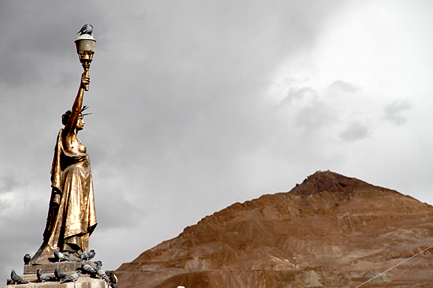 Potosi Statue