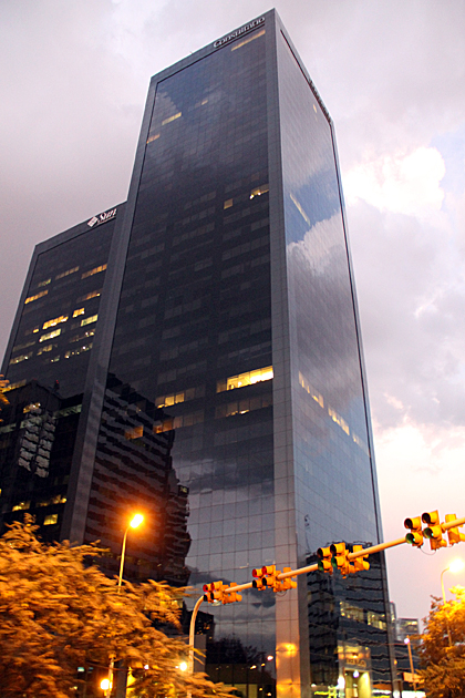 Buenos Aires Thunder 6 Thunder Tower