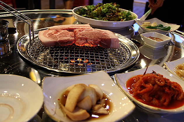 Eating in Korea