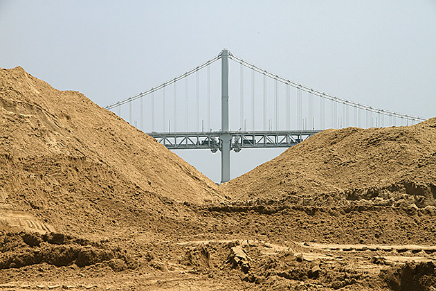 Sand Bridge Busan