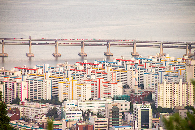 Busan's Diamond Bridge 5 Samick Beach Town