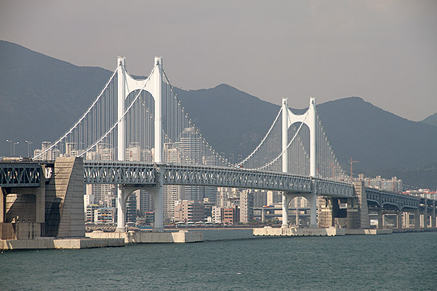Hiking through Igidae Park 3 Gwangan Bridge