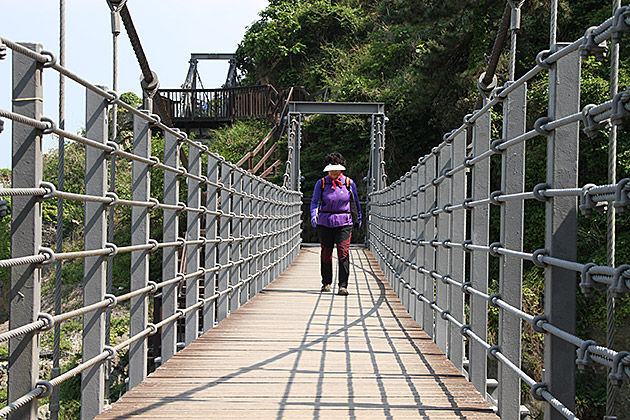 Hiking through Igidae Park 5 Power Hiker