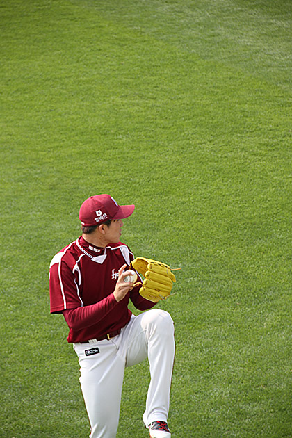 A Day at Sajik Stadium - Lotte Giants Baseball 19 Famous Korean Baseball Player