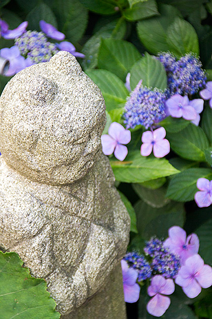 Cat Statue