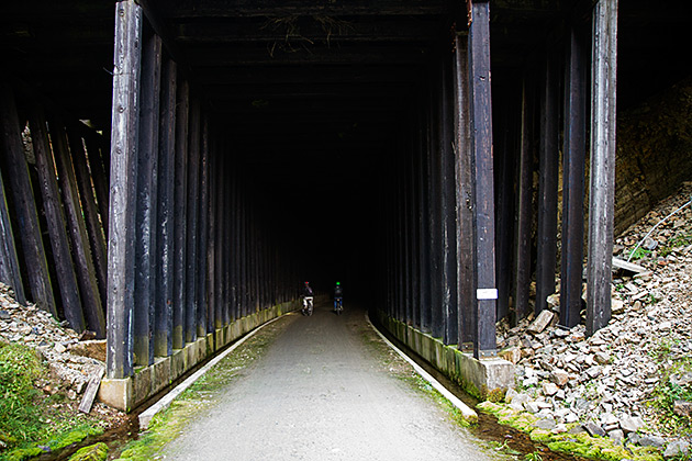 Biking the Hiawatha Trail 6 Tunnel Entrance