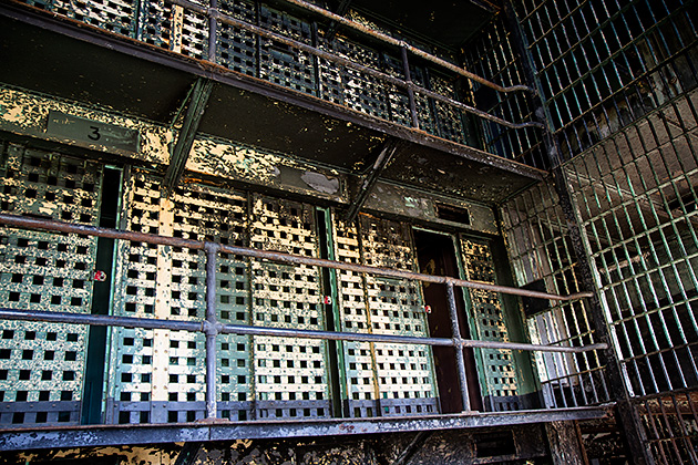 Prison Cage
