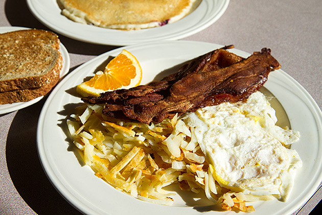 Healthy American Breakfast
