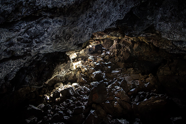 Craters of the Moon 29 Light In the Tunnel