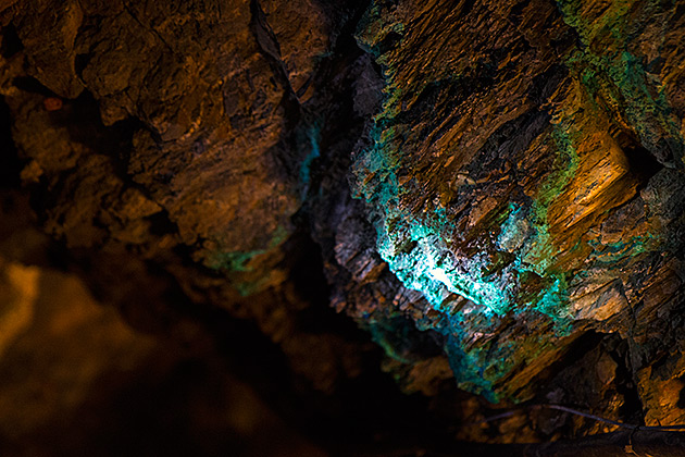 Kellogg's Crystal Gold Mine 12 Blue Crystal Mine