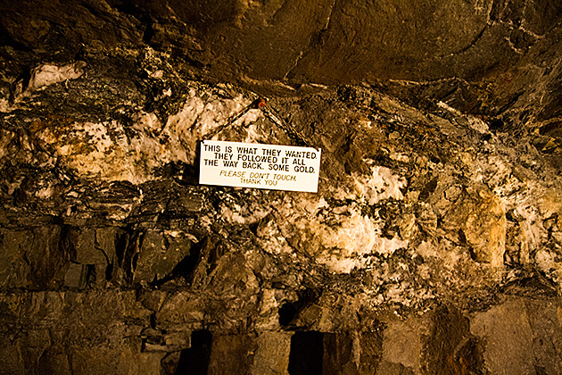 Kellogg's Crystal Gold Mine 6 Quarz Hunt