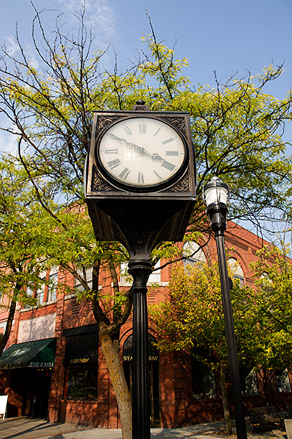 The Artsy University Town of Moscow 31 Moscow Clock