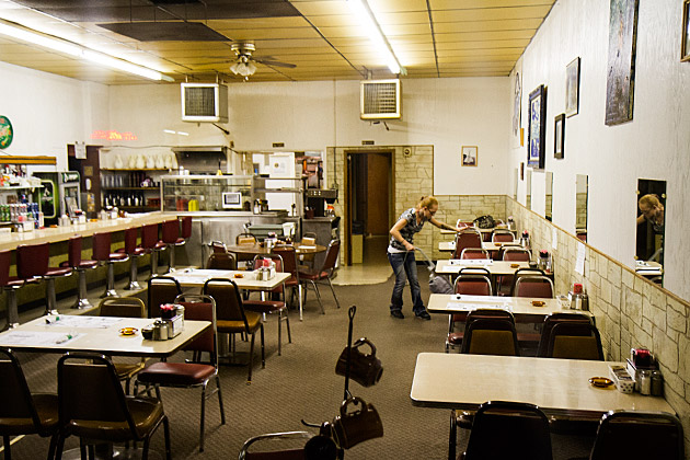 Go West, Young Men! 36 Cleaning Diner
