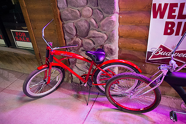 Go West, Young Men! 37 Retro Bike