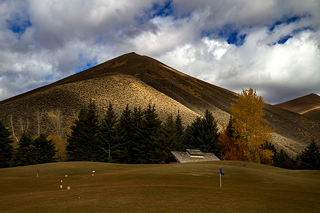 Golfing Sun Valley Resort