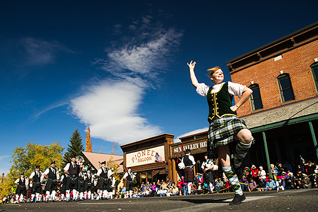 The Trailing of the Sheep 9 Scotish Dancer