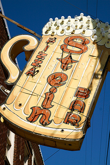A Walk About Historic Wallace 50 Stein Bar