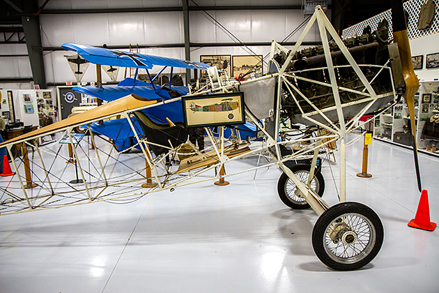 Plane Skeletton