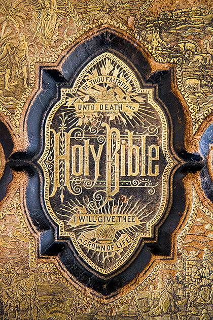 Holy Bolden Bible