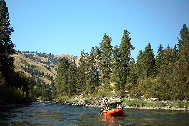 In the Water with Cascade Raft & Kayak 8 Payette Rafting