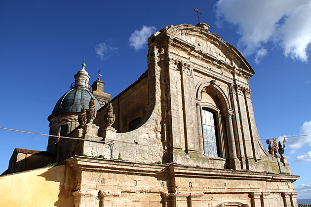 Stairway to Caltagirone 5 Caltagirone church