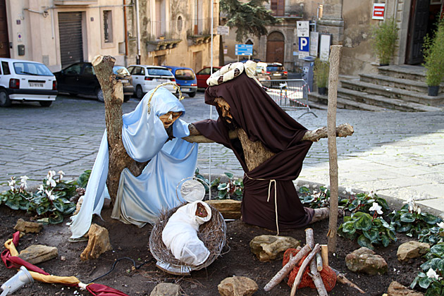 Stairway to Caltagirone 21 Caltagirone nativity scene