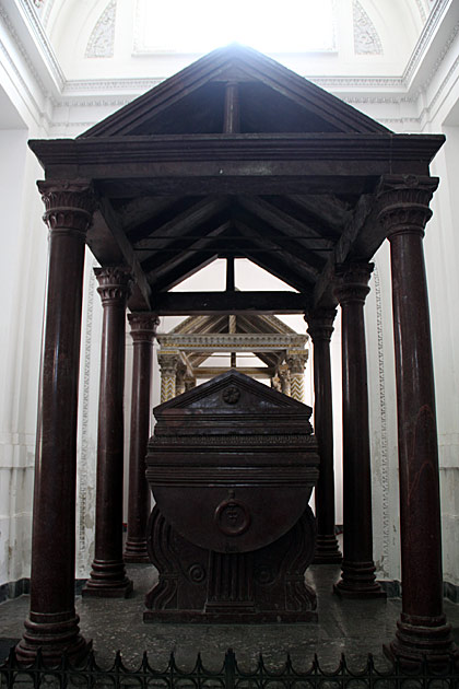 Palermo's Cathedral 33 Grave Palermo