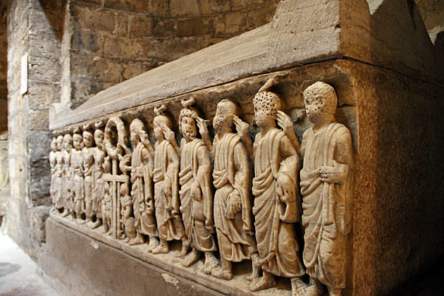 Palermo's Cathedral 31 Pointing Apostels