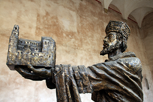 The Cathedral of Monreale 5 Present For You