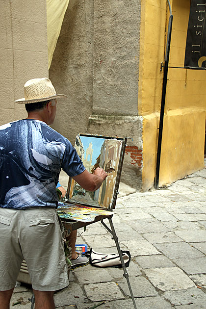 Fine Art Painter in the streets of Palermo, Sicily