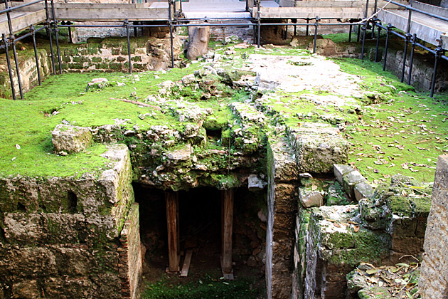 The Ancient Remains of La Cuba 6 Hobbit Prison
