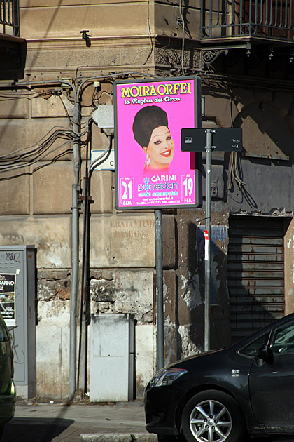 Moira Show